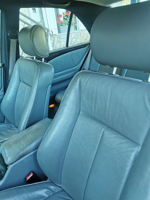 Mercedes-Benz E290 Turbodiesel – 1996 | Automático | 177.100 km