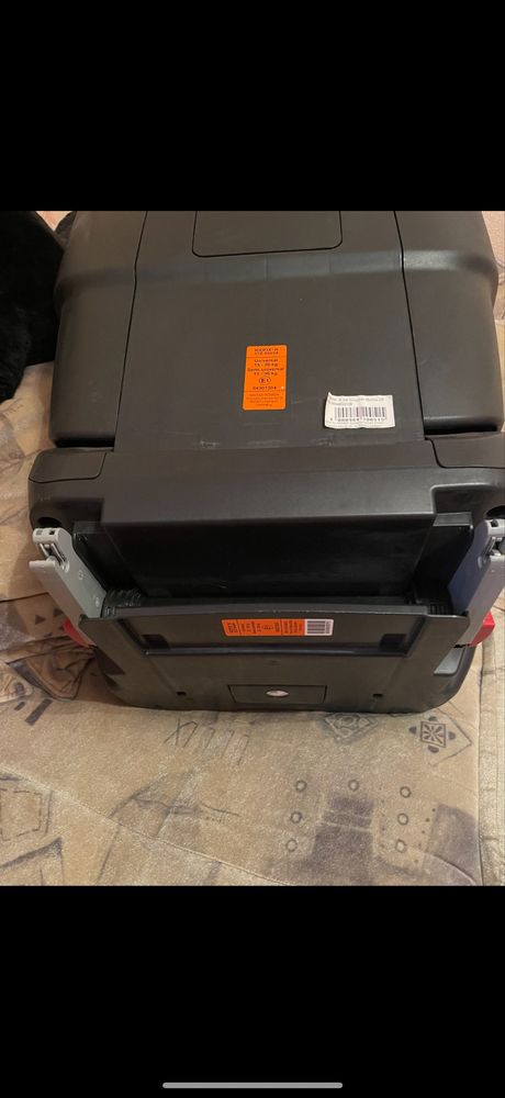 Продам дитяче авто крісло Britax romer  15-36 кг