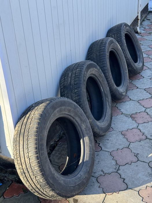 Резина колеса R15 205/65 2020 рік Літо