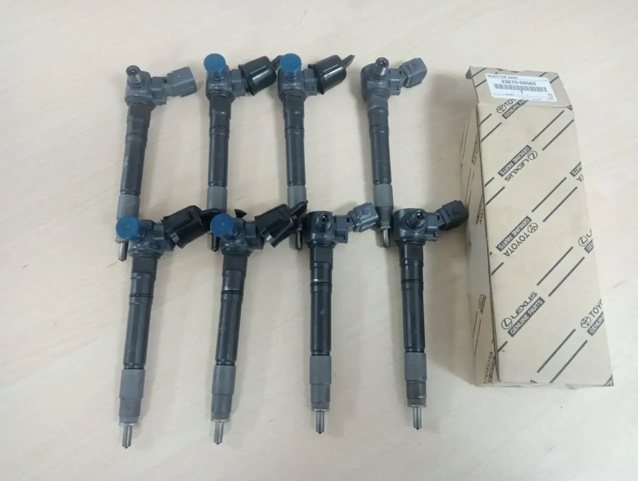 WTRYSK WTRYSKIWACZ DENSO 23670-09560 SPRAWDZONY