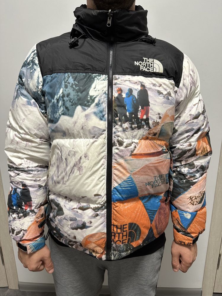 Продам куртку The North Face 1996 700
