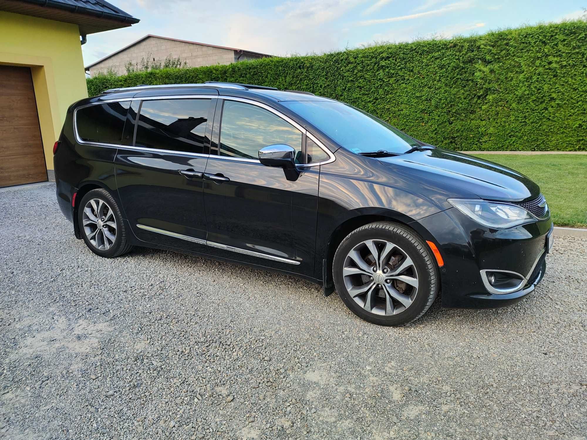 Chrysler Pacifica