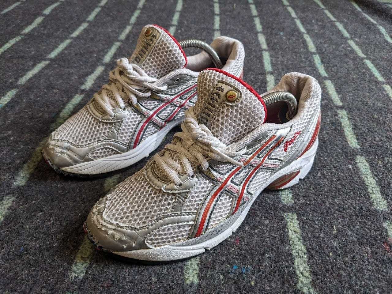 Кроссовки Asics Gel женские оригинал 37 р.