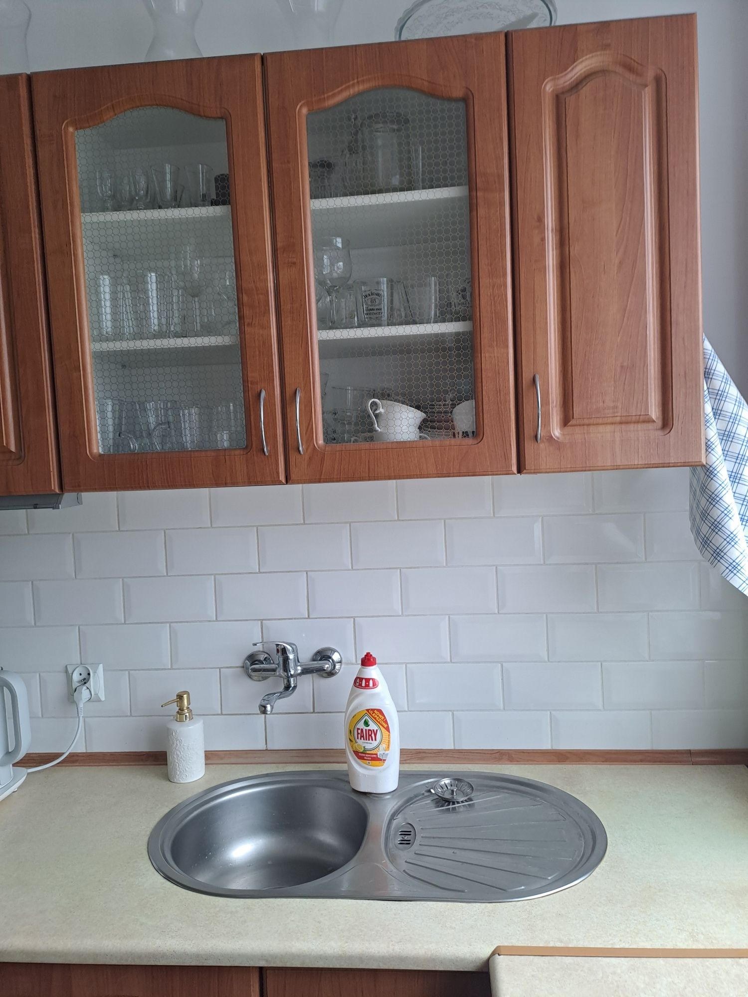 Komplet mebli kuchennych