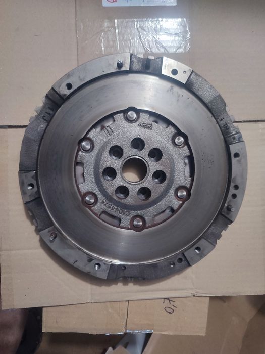 Маховик і диск щеплення Valeo для Renault Megane 3 1.5 dCi 2013, 6-ст