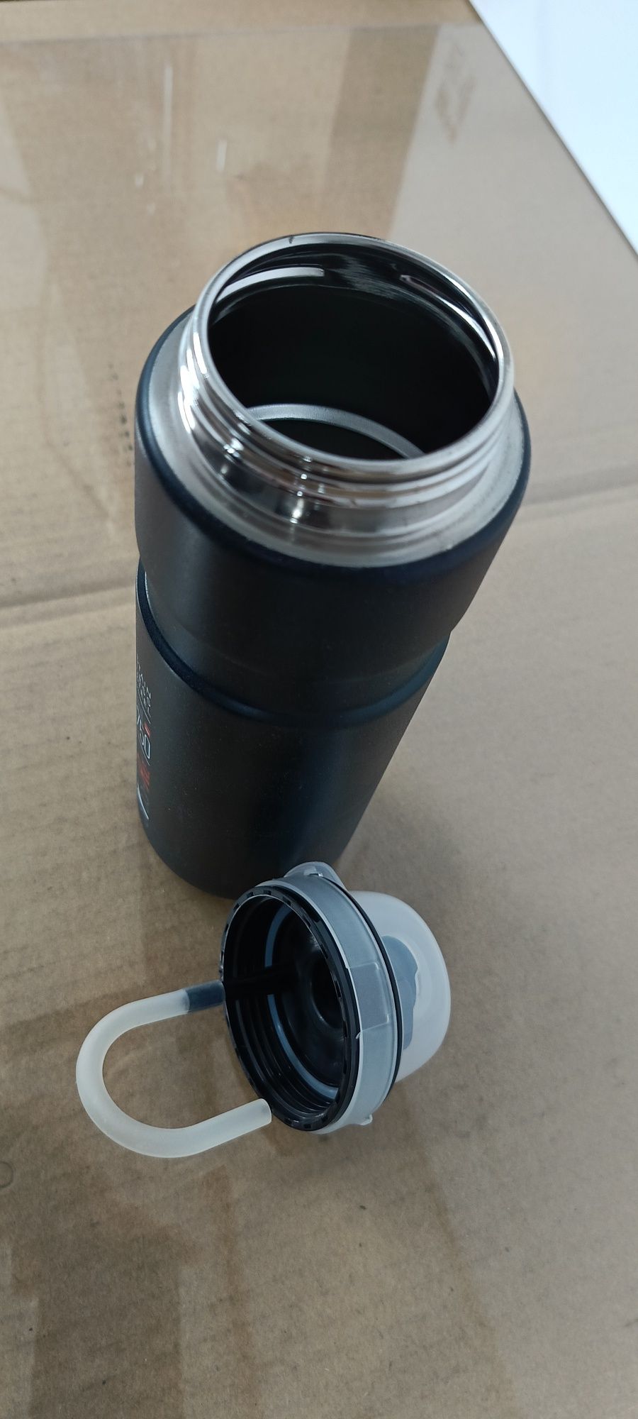 Bidon rowerowy Syssa Race 750ml. Stal nierdzewna.