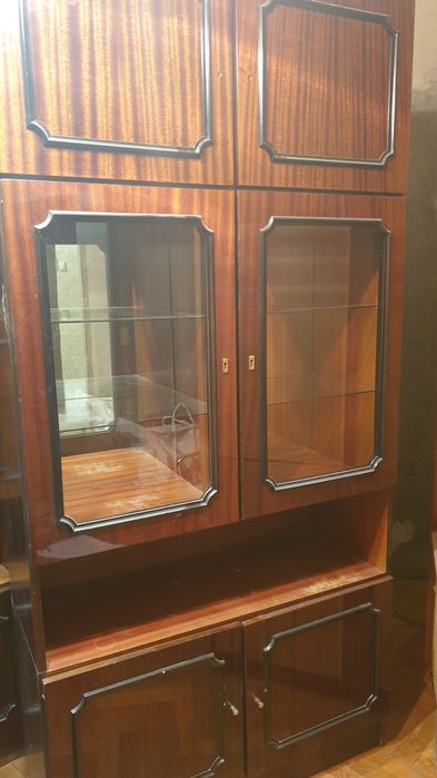 Безкоштовно до 10.11.25, шафи, серванти