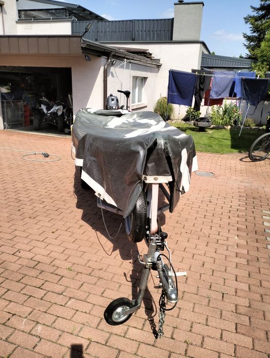 Sprzedam łódkę 3,90-1,50 z przyczepką