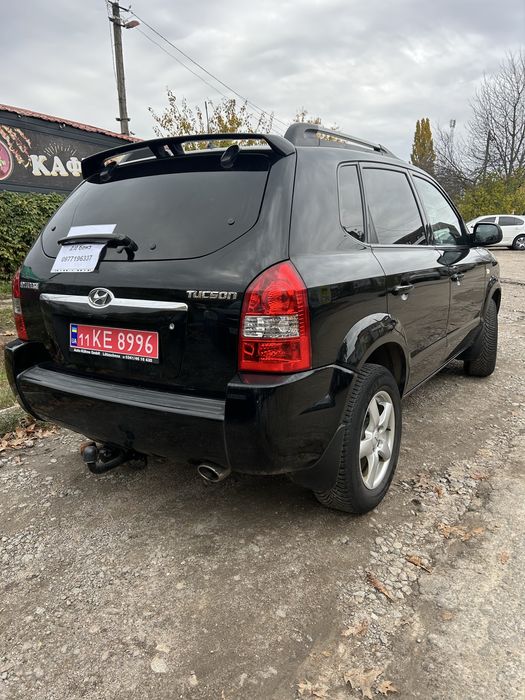 Хундай Туксон 2.0 бензин, механіка,пригнаний з Німеччини,тел.09771963,