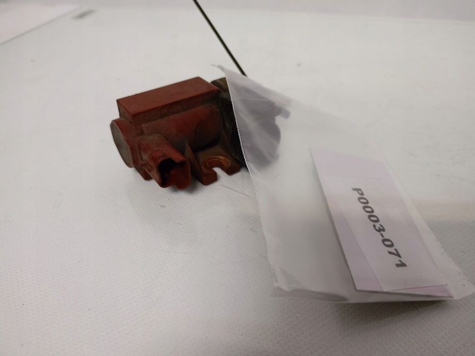 zawór podciśnienia 2.0 d peugeot 407