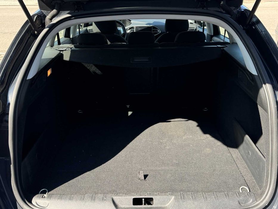 Peugeot 308 SW 1.5 hdi 2019/12 MOTOR AVARIADO