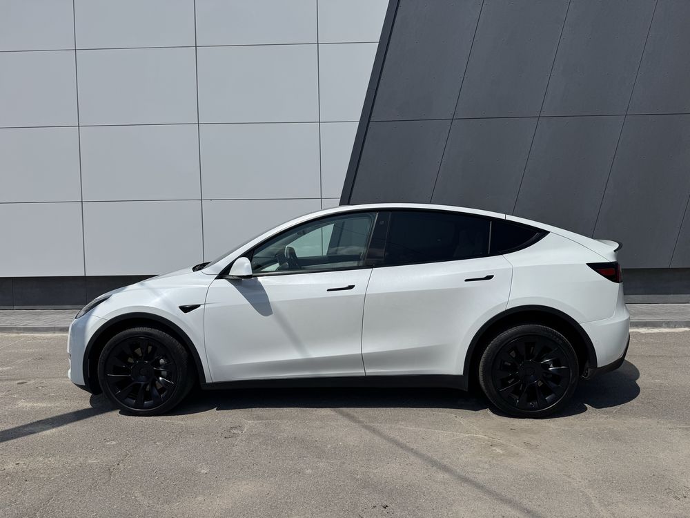 Tesla  Model  Y Longe Range 2022