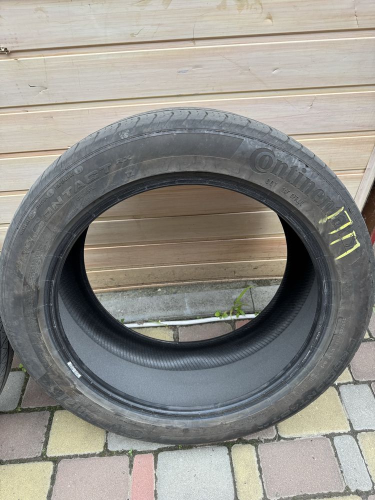 Гума 255/45/19 Continental 2шт