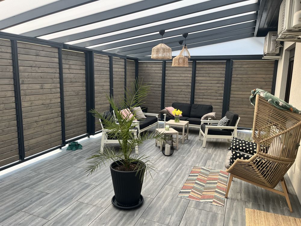 Zadaszenie tarasu pergola ruchome deseczki shuttersy