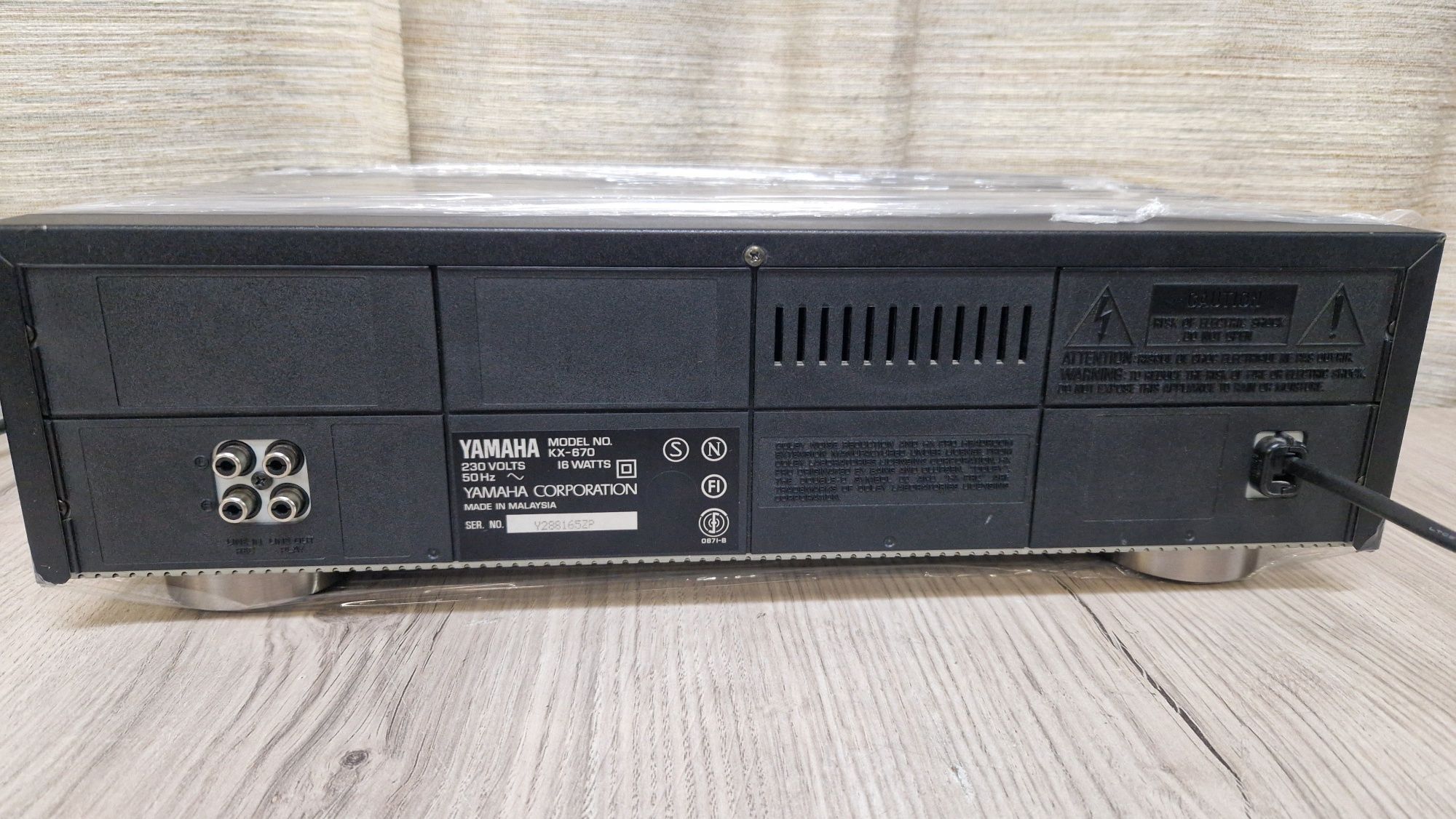 Стерео касетна дека Yamaha KX-670