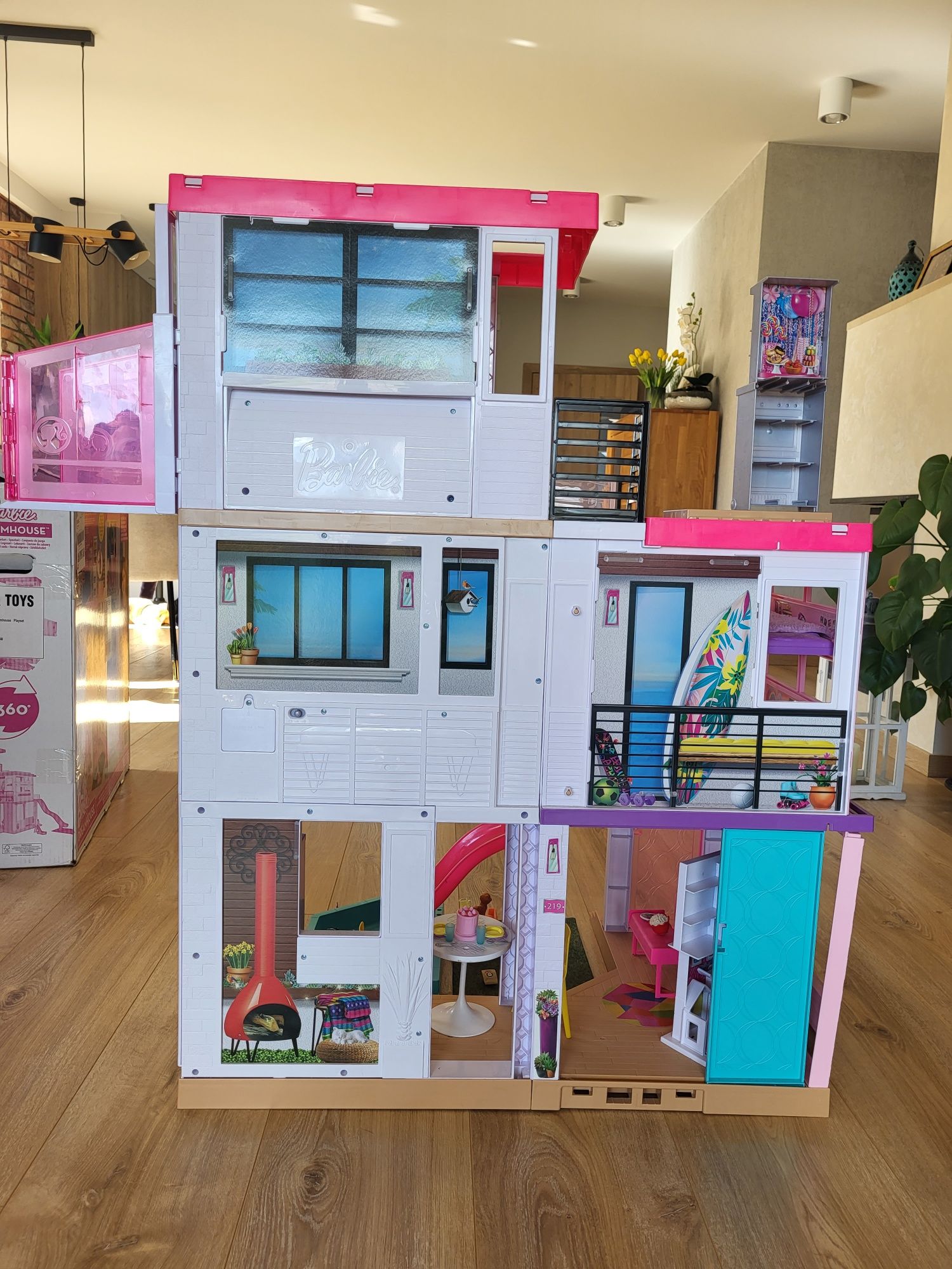 Domek dla Barbie duży Dreamhouse  Deluxe GRG93 z basenem i windą