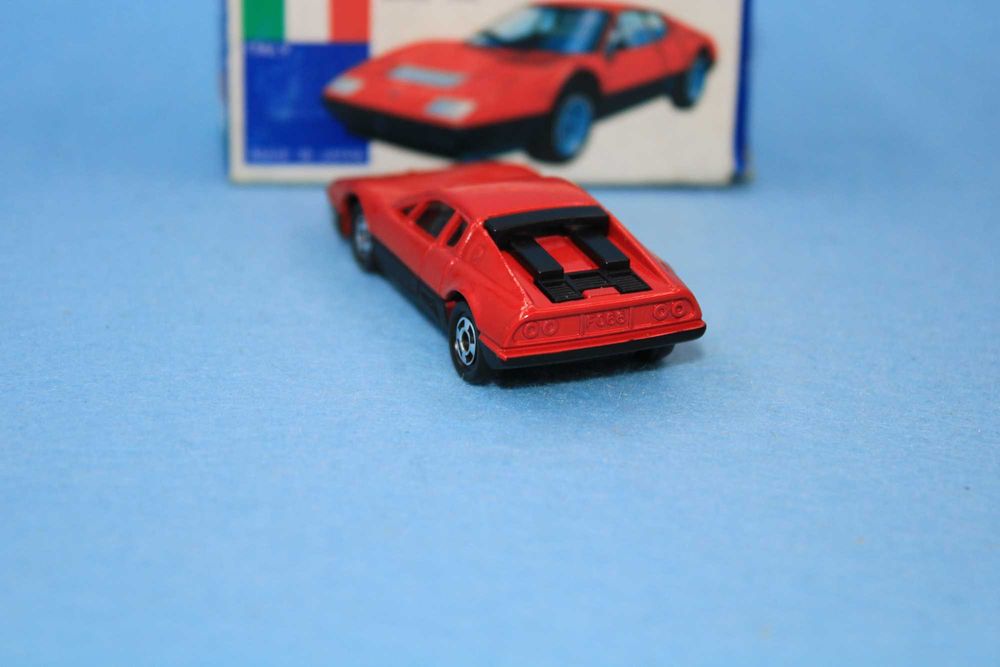 Miniatura Tomica F57 Ferrari BB 512