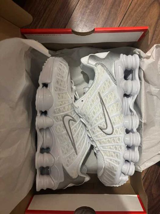 Buty Trampk Nike shox TL white R.37.5