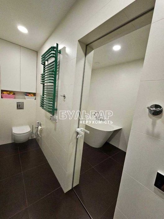 Продам 3 к.кв - 94 м2, Новострой, ЖК Плехановский, ул Молочная