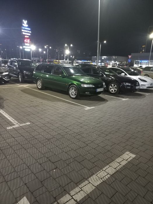 Опель Вектра б 1.8