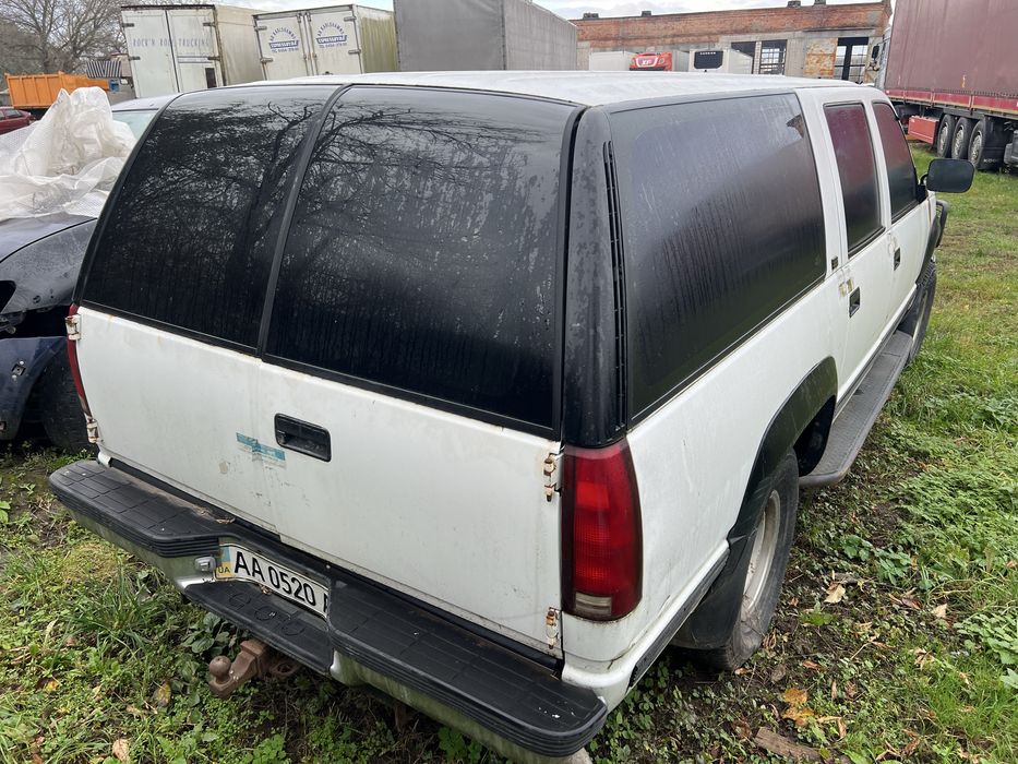 Chevrolet Suburban 1992 рік
