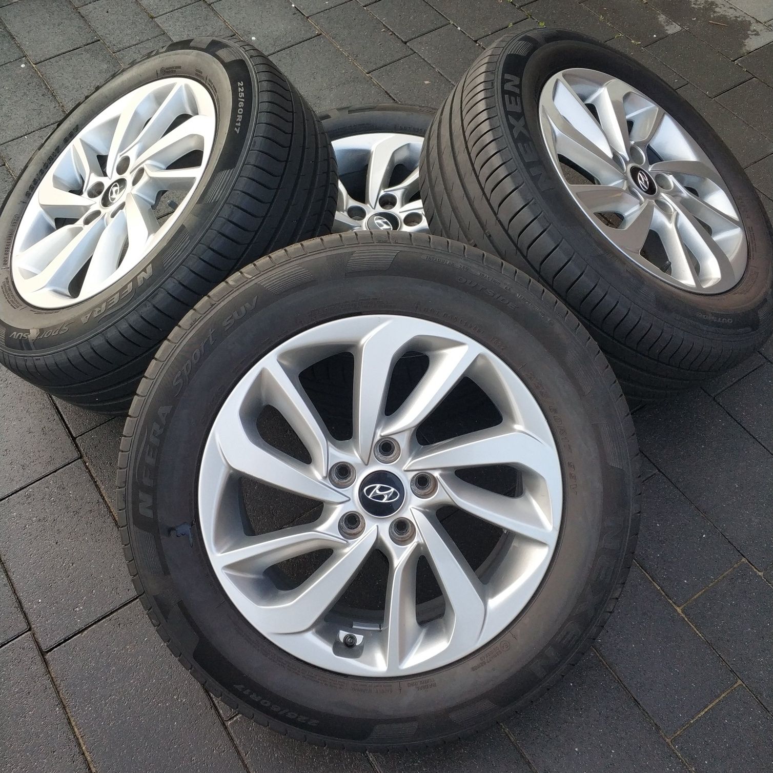 Диски R17 5x114,3 Hyundai Tucson з шинами 225/60R17 з Німеччини