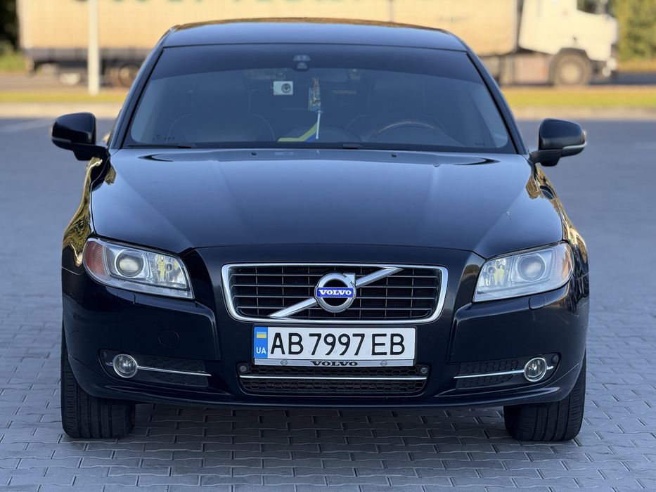Вольво S80 2.4 D5 2013 рік