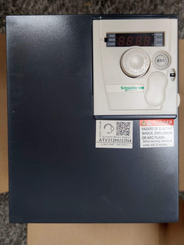 Falownik Schneider Altivar 312 ATV312HU22N4 2,2kW