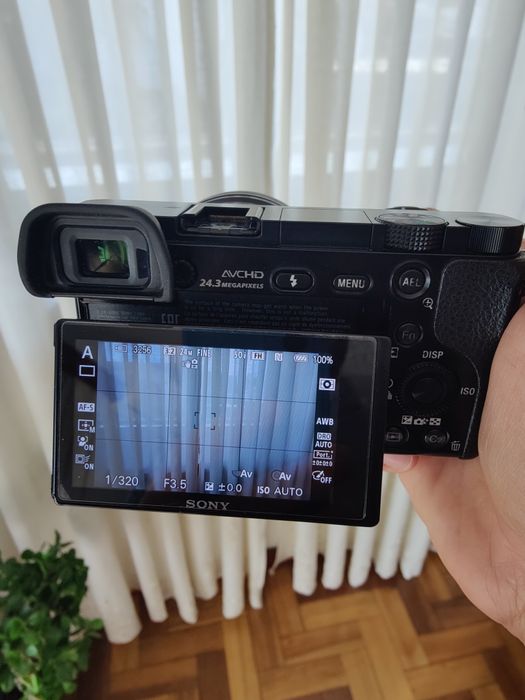 Sony A6000 + 3 lentes