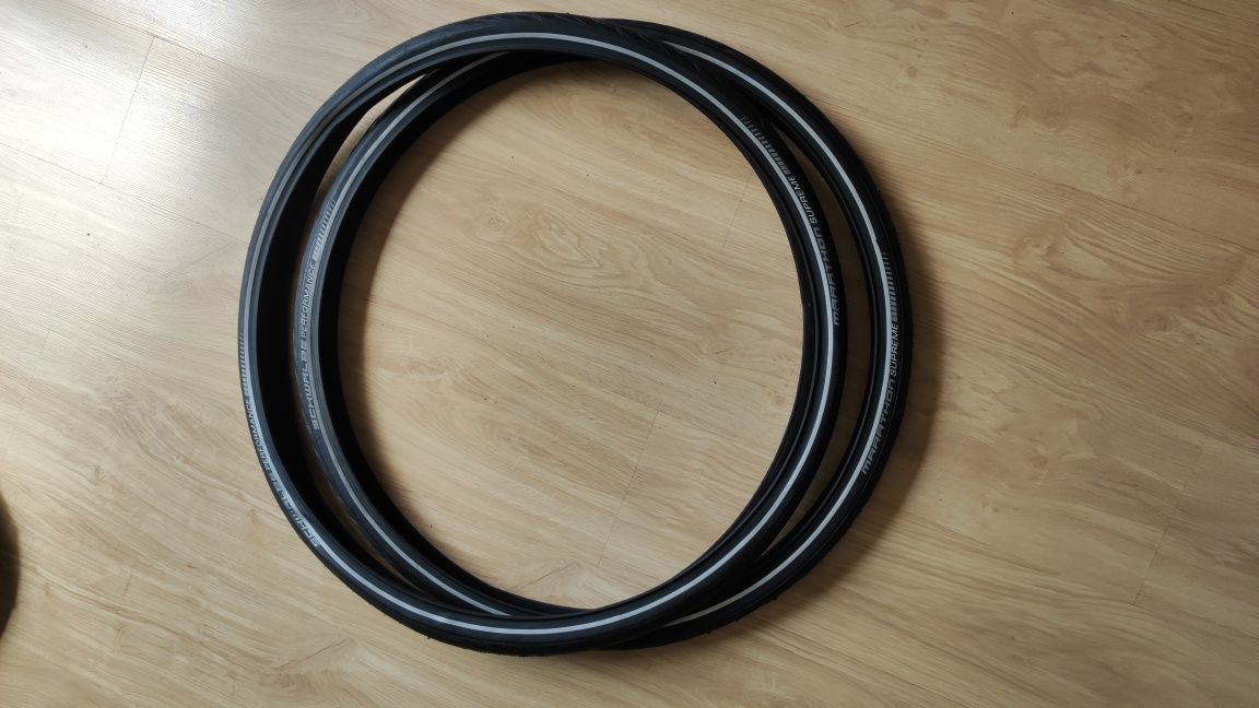 Opony rowerowe Schwalbe Marathon Supreme 42-622, 700x40C 28" nowe 2szt