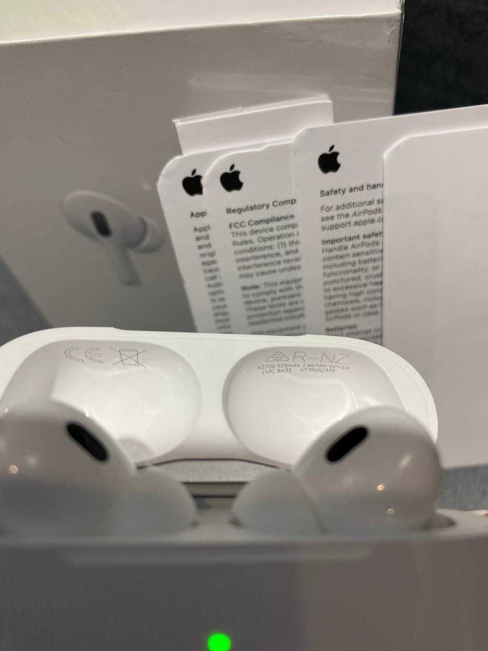 Навушники бездротові AirPods Pro 2 MQD83RU/A Airoha1562A, Lightning