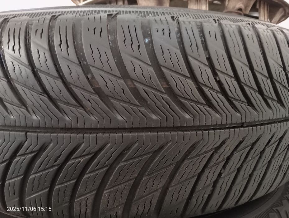 Комплект диски VW T5 5*120R16 резина Michelin 215/65