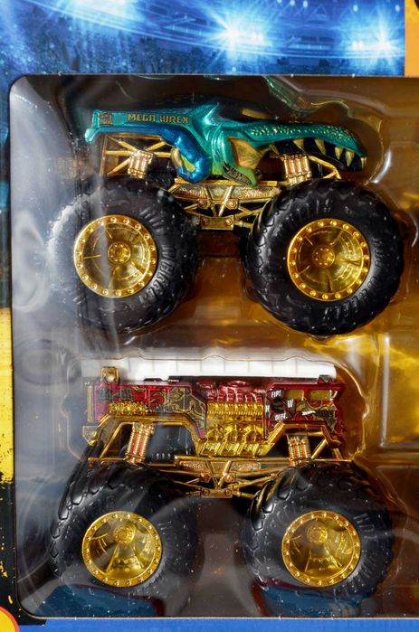 Набір 11 шт Hot Wheels Monster Trucks Чемпіони Champions BigFoot набор