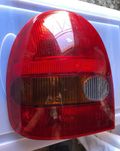 Farol traseiro esquerdo corsa B