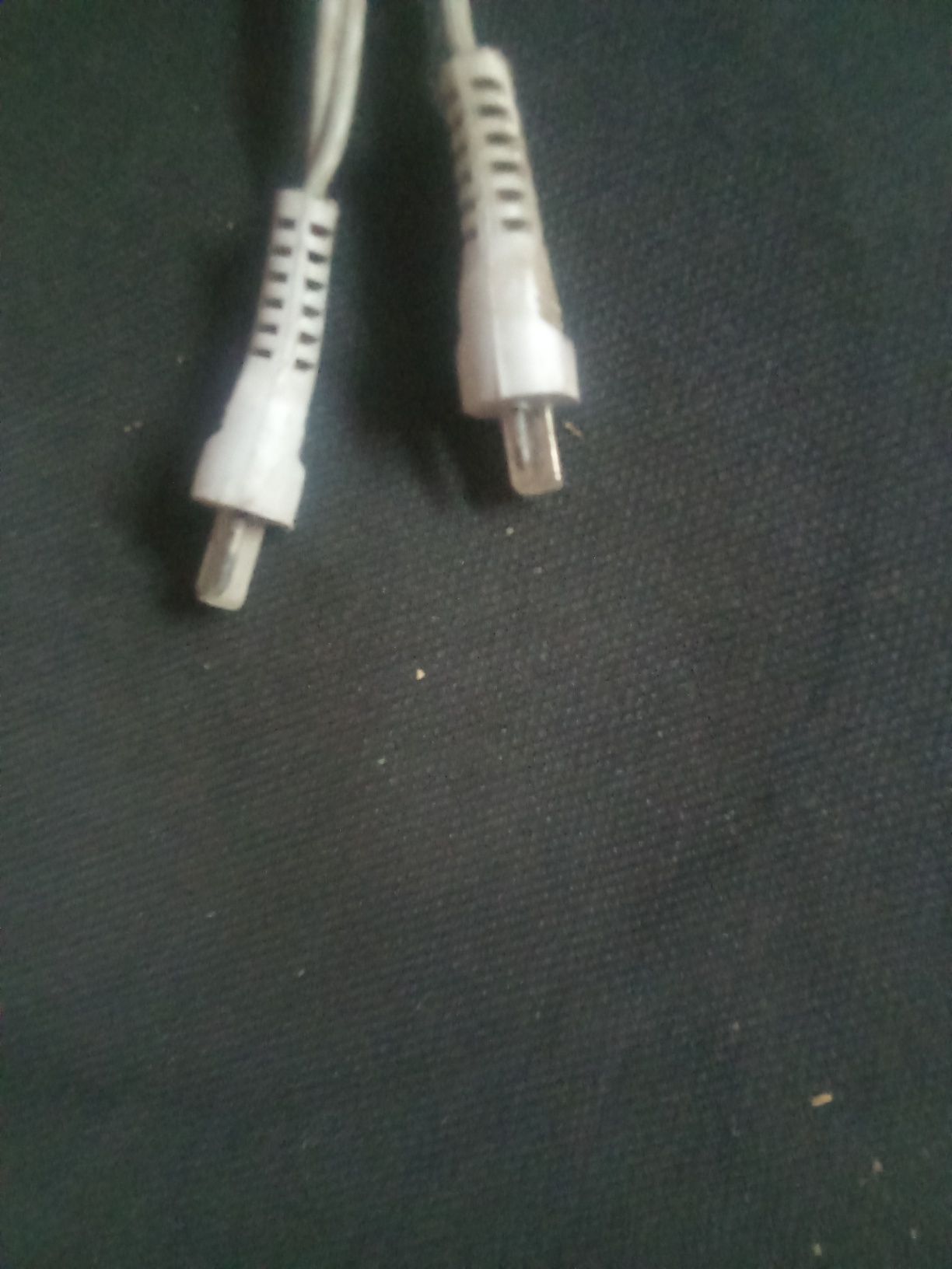 Duas colunas de som Fidelity . 40 wats.