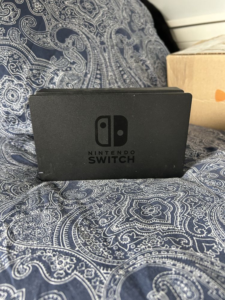 NINTENDO switch- jak nowe !!!