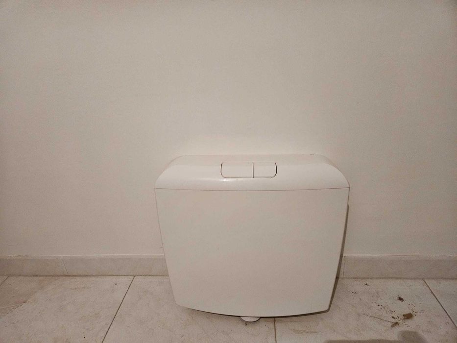 Sanita com autoclismo