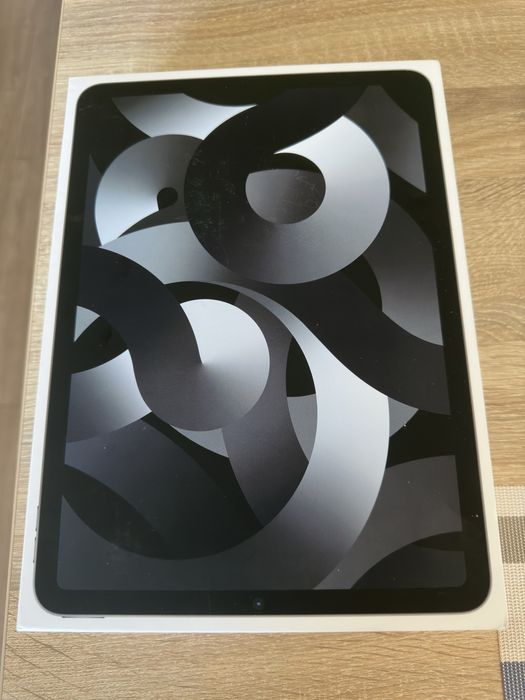 Apple iPad Air 5 (2022) Wi-Fi 64GB Space Gray, как новый