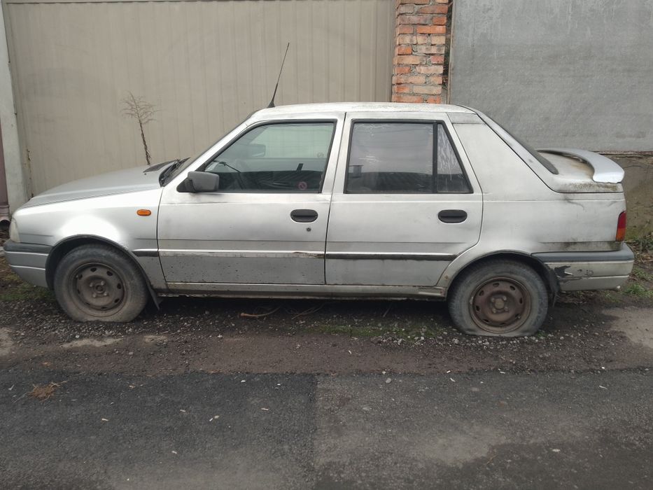 Продам недорого б/у  Dacia Supernova в Луцьку