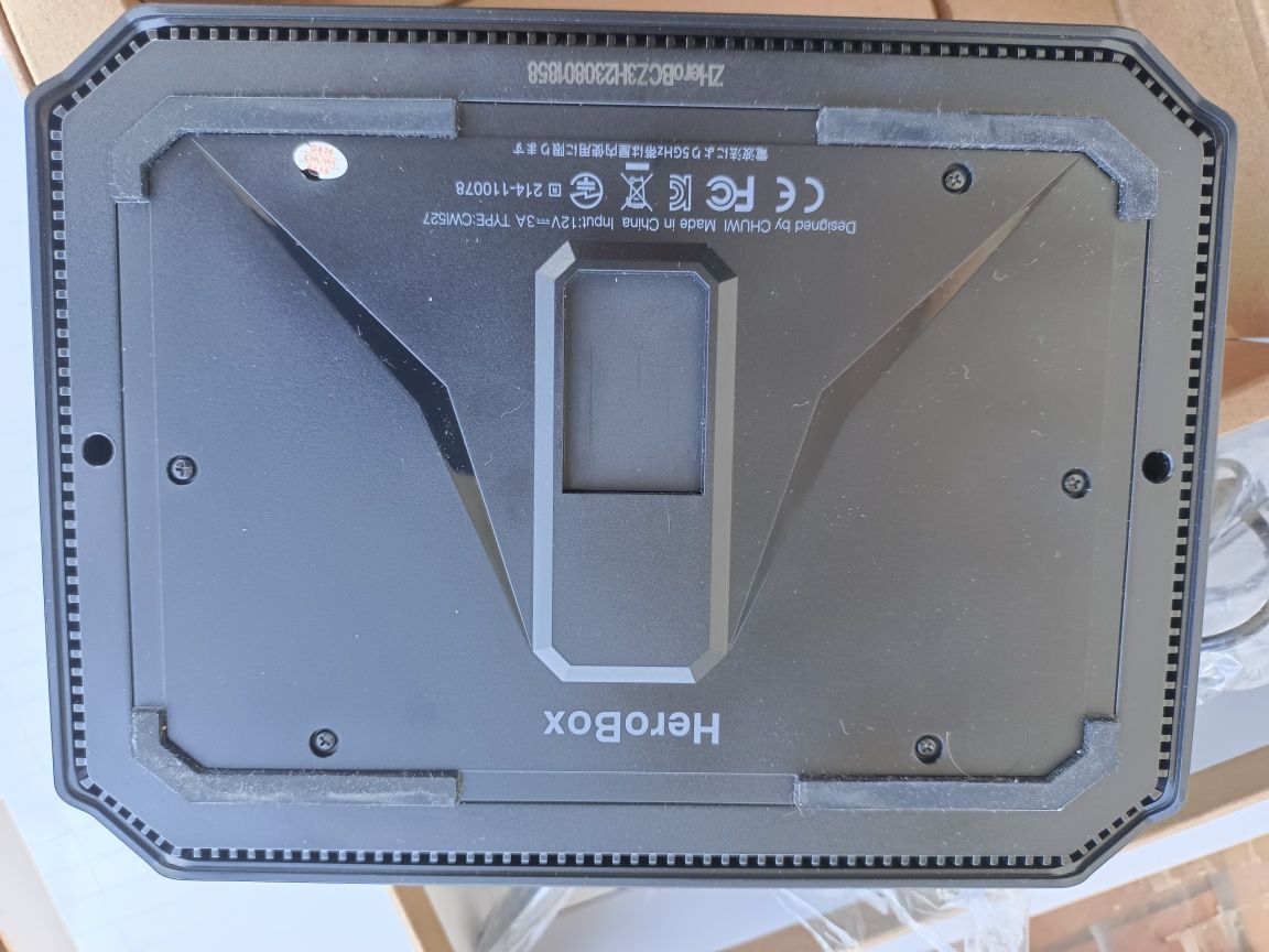 Minipc  marca "CHUWI"