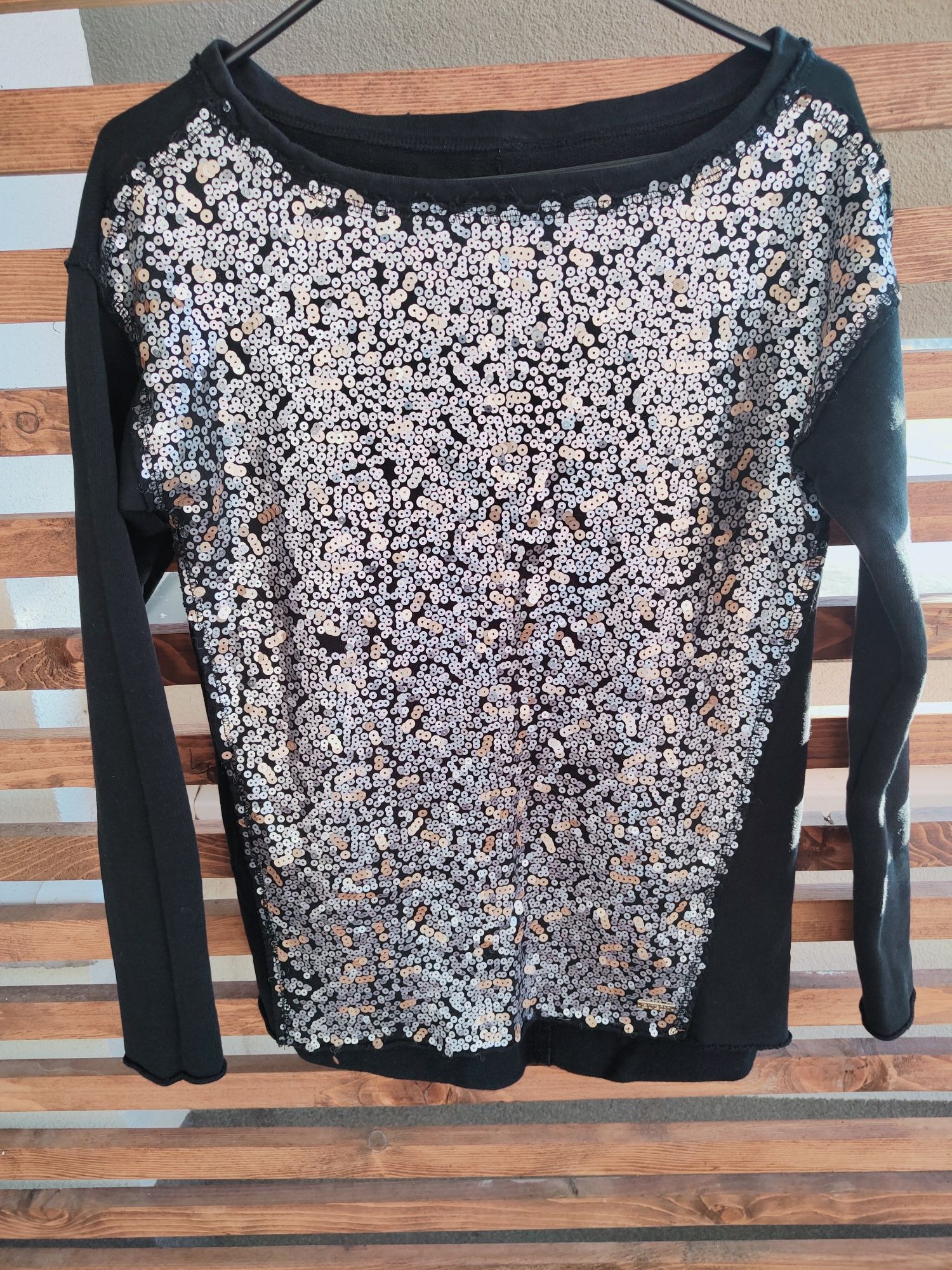 Bluza firmy Rubin rozmiar S/M cekiny