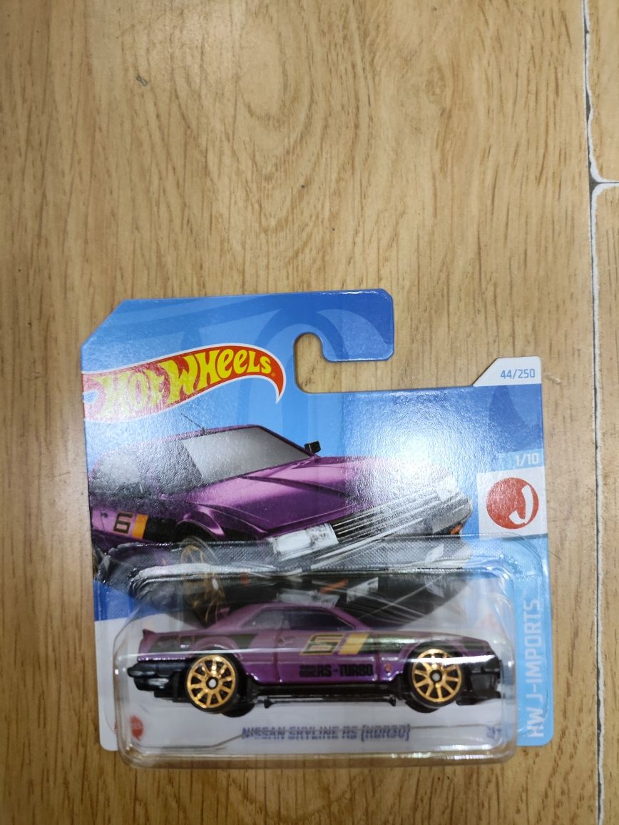 Hot Wheels Nissan Skyline RS KDR30