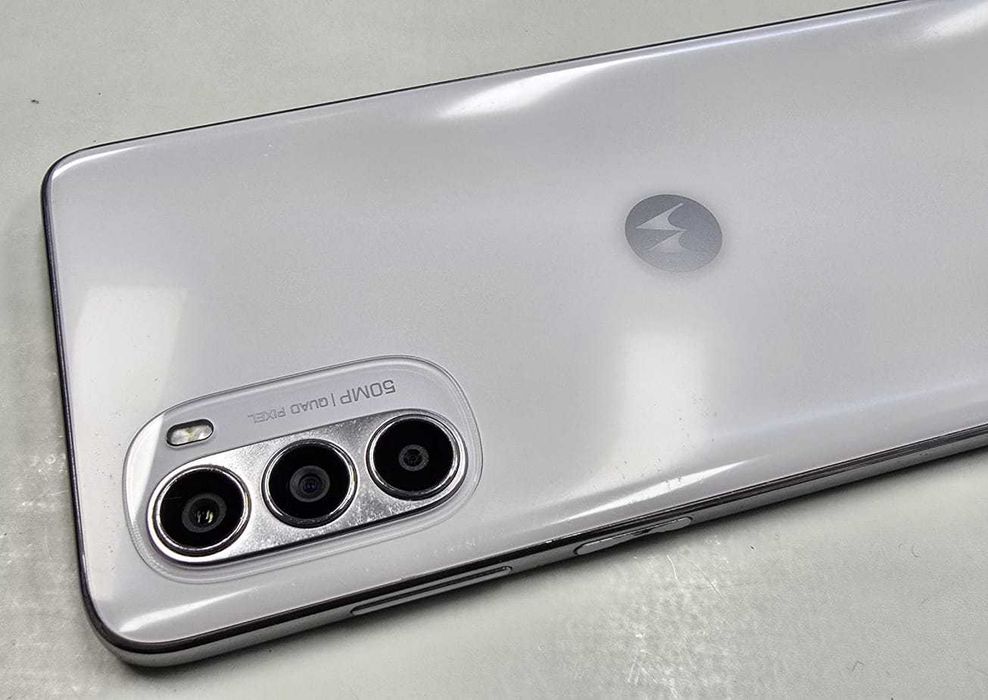 Smartfon Motorola 4 GB / 128 GB Gwarancja Toruń Prezent