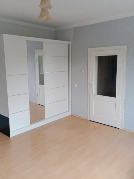 Sprzedam mieszkanie w kamienicy przy ul. Szpitalnej