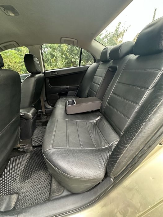 Mitsubishi lancer х 10.   1.5 газ/бензин