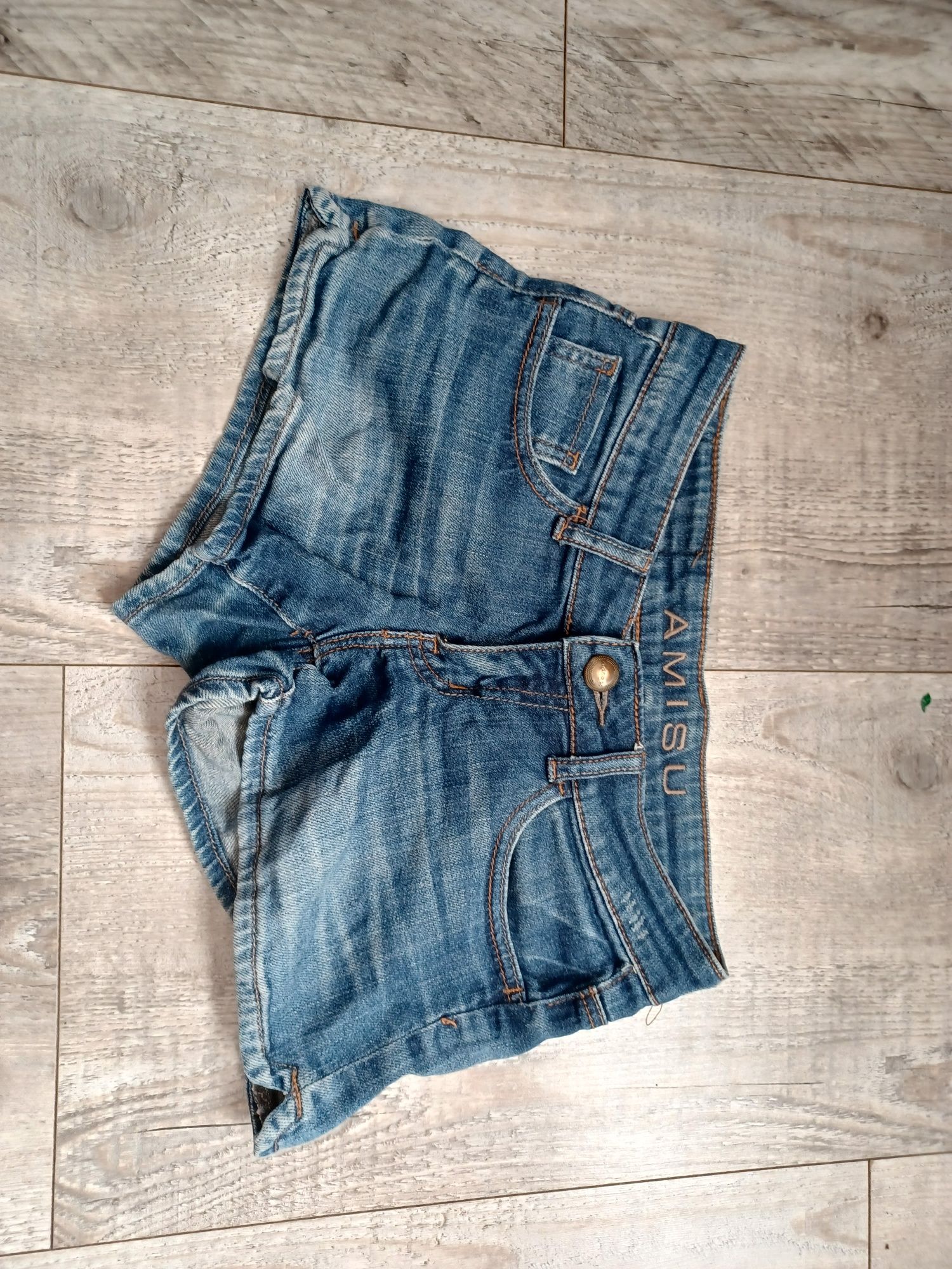 Krótkie spodenki jeansowe 34\36 new yorker