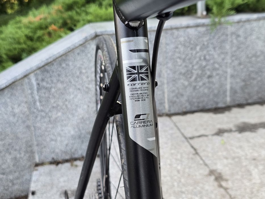 Carrera Zelos 56cm