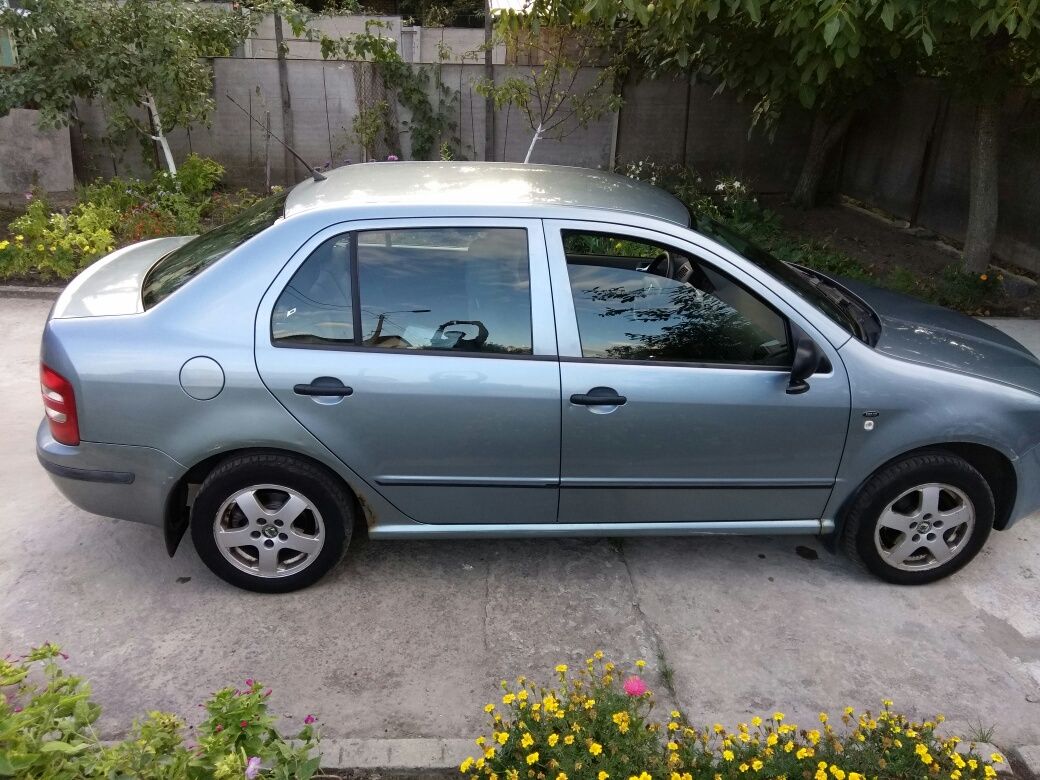 Skoda Fabia Elegance 2002 года, 1.4, 16V, 100л.с.