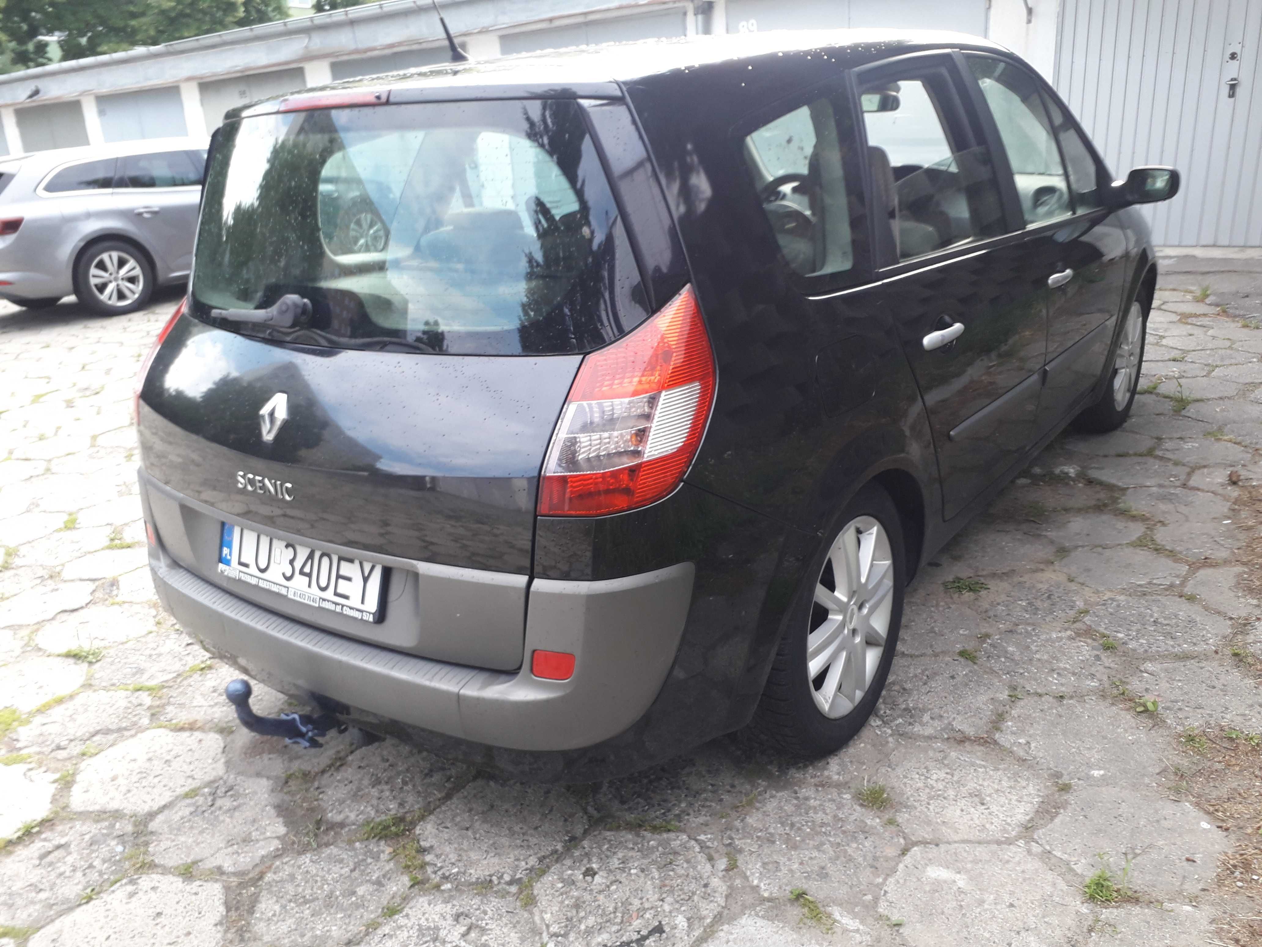 Renault scenic rok 2005,7 osobowy,hak.