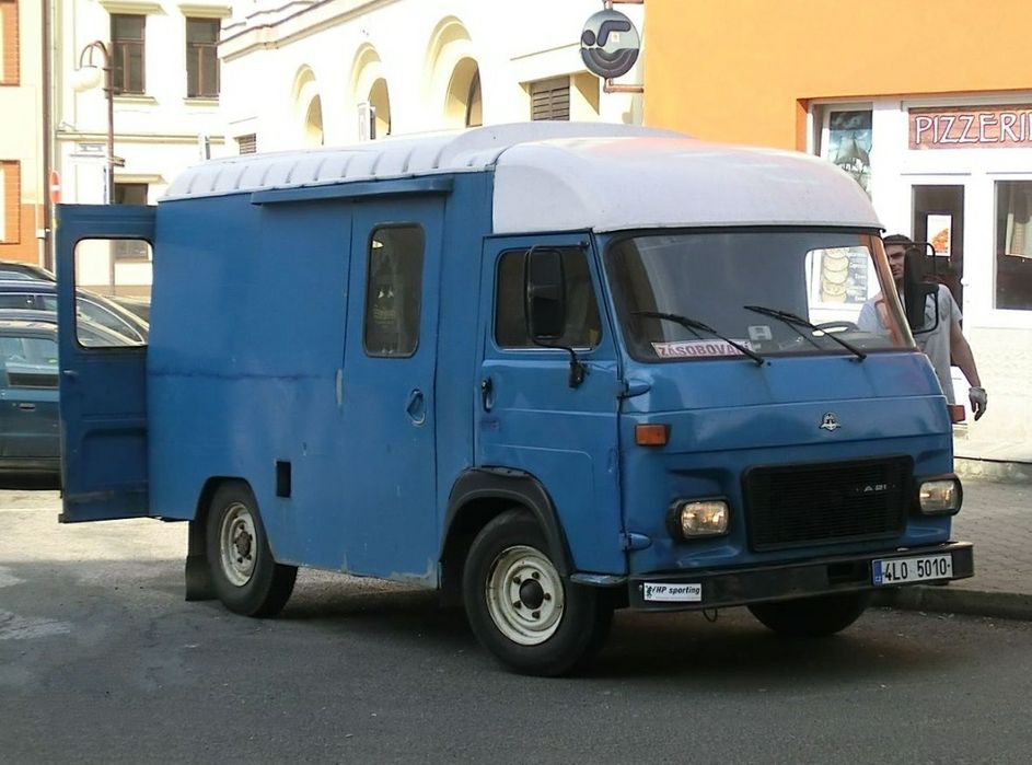 Продам запчасти на автомобиль Avia 21